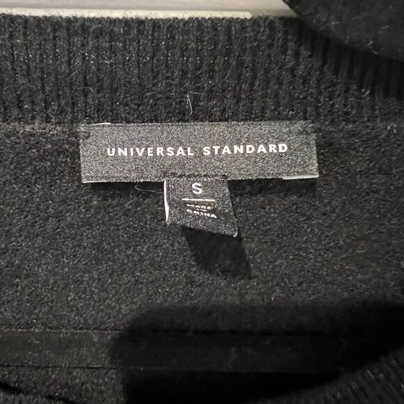 Universal Standard Cashemere Sweater Size S - Picture 2 of 4